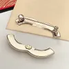 Top Sell Designer Brooch Pearl Pin Crystal Letter Brooches Design Fashion Gold-plated Copper Brand Pins Jewelry Charm Men Womens Wedding Party Clothing Accessories