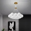 Lâmpadas pendentes Modern 3D Moon LED Chandelier Dining Island Bubble Ball Lâmpada Sala de estar Decoração Suspensão Luminárias