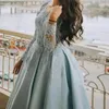 A Light Sky Blue Line Prom Kleider Spitzen Applikationen Langarmes V-Ausschnitt ein langes formales Abendkleid für Frauen elegantes Satin-Special OCN Kleid 2024 Ppliquen