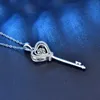 Classic Love Key Necklace Fashion Personality Light Luxury Heart Door Clavik Chain Fashion Edition Pendant 240104