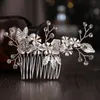 Wedding Hair Comb Side Hairpin Golden Floral Crystal Hair Clips Fork Fashion Pearl Tiaras Marrige Headdress Bridal Crown Jewelry 240103