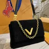 24SS Women Totes väskor Teddy Lock Handbag Luxurys Designers Shouder Crossbody Messenger Ladies Travel Handbag för shopping 25 cm