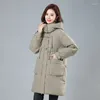 Trenchs de femmes Parka Femmes Collection de mode d'hiver Bouton de corne Vêtements de neige Vestes chaudes Solide Long manteau Jaqueta Feminina