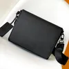 10A Pelle bovina di alta qualità Luxurys Designer trio bag Uomo 3 pezzi Borsa a tracolla Vera pelle Fiori Borse a tracolla portafogli uomo Moda minimalista Borse a tracolla Cross Body