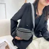 Moda deri kadın kemer çanta bayanlar elmas fanny paketi kalça tasarımcısı kadın omuz crossbody göğüs çantaları zincir bel 240103