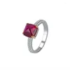 Clusterringen Lente Qiaoer Classic Four Claw Crown 8mm Emerald Ruby Sapphire 925 Sterling Zilver voor vrouwen Lab Synthetische Edelsteen Cadeau