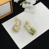 Boucles d'oreilles de haute qualité Designer Femme 18 carats Bijoux en or Goujons Marque de luxe Mode Simple Boucles d'oreilles en acier titane Boucles d'oreilles de fête de mariage Cadeaux de bijoux