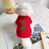 Swobodne swetry dla zwierząt domowych są odpowiednie do odzieży z nadrukiem dla zwierząt domowych