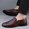 Äkta ko läder herr loafers mode casual herrskor bekväma andningsskor affärer formella skor 240103
