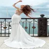 Illusion Top Lace Boho Bröllopsklänning med långärmad elegant sjöjungfru Civil Bohemian Bride Dress Summer Beach Country Brudklänningar svep Train Satin Mariage