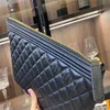 2024 Designer Clutch Bags Ladies Classic Diamond Check Leather Clutch Makeup Bag 30cm