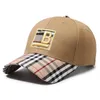 LUZURY DESINGERS LETRA TB TB BASEBOL Top qualidade Mulher Caps Manifepty Bordado Sun Hats Fashion Lazer Design Bloco