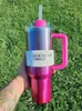 Expédier à partir de 1 PC Stan LOGO Pink Flamingo Tumbler Agent de trempe H2.0 Réplique 40oz Couvercle de poignée de tasse en acier inoxydable et paille 1: 1 même bouteille d'eau de tasse de voiture I0204
