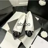 Designer Paris canale di lusso ballerine scarpe testa tonda fiocco da donna decorazione a catena scarpe morbide casual appartamenti in pelle di marca due versioni