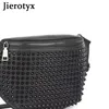 JIEROTYX personnalité cuir Fanny Pack Vintage Rivet taille poitrine sacs pochette clouté ceinture sac pour femmes Style gothique 240103