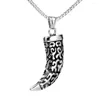 Collane con ciondolo Punk Hip Hop Acciaio inossidabile Crescent Tooth Spike Collana Uomo Donna Moda Lupo Corda in pelle Gioielli