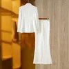 Kadınların İki Parçası Pantolon Eşsiz Çarpıcı Pist Tasarımı İnci Boncuklu Boncuklu Beyaz Blazer Takım 2 PCS Flare Sets Kadın Moda Giysileri
