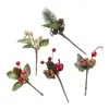 Fiori decorativi 5 pezzi Fiore artificiale Gelo finto Ramo di pino Cono Bacca Agrifoglio Fai da te Albero di Natale Ornamento Decorazioni natalizie per la casa Forniture regalo