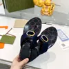 2024 Designer Summer luxury Sandals Gear bottoms men women Flip flops Slipper Fashion Leather slides Metal Chain Ladies Casual shoes size 35-46