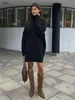 Basit çukur şerit iplik örgü kısa elbise kadın moda orta uzunluk düz renk yüksek boyunlu sıcak gevşek kazaklar için 240103