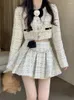 Arbetsklänningar 2024 Elegant 2 -stycken Set Office Lady WARM SHORT JACK COAT CASUAL SLIM Y2K MINI KOT KVINNA KOREAN Fashion Suit Design