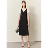 Casual Jurken AMII Minimalisme Frans Hemdje Jurk V-hals Ruglooze 2024 Zomer Elegant A-lijn Chic Effen Zwart Dames vestidos 12352001