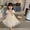 Flickaklänningar 2024 Summer Luxury Kids Dress Korea Style Kort ärm Bubble Square Collar Design Fashion for Girls