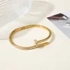 Diseñador Tornillo Brazalete Pulsera Uñas Amor Moda Joyería de lujo Cuidador Original Moda 18K Oro Diamante para Mujeres Hombres Pulseras de uñas Joyería de plata Pulsera SSEO