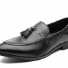 حذاء رجل غير رسمي على طراز إيطاليا مريح الموضة الفاخرة المتسكعون رجال أحذية جلدية 240104