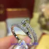 Pneumatici per auto Nuovo marchio Classico Bracciale di design Suono del cuore Anello per unghie in oro bianco Pietra di simulazione Diamante pieno Non femminile Instagram Hanno la scatola originale