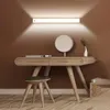 Luz LED con Sensor de cuerpo humano de 3,94 pulgadas, luz nocturna de tira larga inteligente con succión magnética de carga, luz de atmósfera creativa