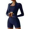 LL-8047 Roupas femininas de ioga de três peças colete + shorts + jaquetas ternos exercícios justos roupas de fitness corrida elástica camisa adulta treino roupas esportivas elásticas