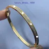 Bracciale di designer di lusso di alta qualità Bracciale per auto Pneumatici da donna Fascino da donna Versione alta due file di diamanti cielo pieno stella alla moda e personalizzata da donna Hanno la scatola originale