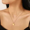 Lyx varumärke kärlek hjärtformad halsband lämplig för kvinnors stycke Kravik halsband rostfritt stål guld persika utsökt smycken 240104