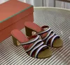 Top de verano Encantos vivaces Diapositivas Zapatillas Mules Tacones Sandalias sin cordones Diseñador de lujo Tejido Suela de cuero Moda Casual Arena