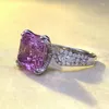 Pierścienie klastra 2024 S925 Silver High Carbon Diamond Pierścień z kwiatem wiśniowym różowym luksusem w stylu europejskim i amerykańskim