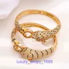 Car tiress Bracelet Womens Fashion New Exquisite Full Diamond Leopard with High Color Protection Copper Plated 18K Gold Personalized Light Have Original Box