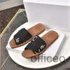 Designer Chinelos Dupe AAAAA Botas Woody Retro Carta Sandálias Flip Flops Chinelo De Couro Casual Flat Verão Ao Ar Livre Praia Férias Dupe Mulheres Sapato