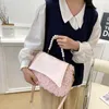 Avondtassen Dames Prachtige afwerking Zacht en comfortabel Magnetische gesp Open dicht Winkelen Commuter Enkele schouder Straddle Bag