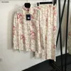 Chándal de marca para mujer, ropa de diseñador, camisa de manga larga con estampado de flores y pantalones rectos con cintura elástica, 04 de enero