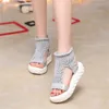 Sandálias 2024 Top Quality Lazer Mulheres Cunhas Wook Knit Plataforma Sapatos Anti Skid Estudante Senhoras Deslizamento em Preguiçoso