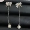 Brincos da moda Designer de cartas de diamante Estudos Brincos de marca de pérolas de pérolas geométricas homens mulheres banhados de prata em prata brincar com festas de casamento jewerlry acessório