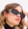 designer solglasögon mi solglasögon för kvinnor svart och honung havana ram mörkgrå mörkbruna linser retro mode uv skydd solglasögon