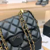 Retro Handheld Women Crossbody Bag Diamond Lattice Quilted Trend Coin Purse Shopping Travel Designer Wallet Gold Chain Evening Clutch Suitcase Key Pouch 23CM