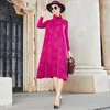 Robe 2021 Femmes Élégant lâche Vintage Rouge Col Roulé Pulls En Laine Hiver Automne Décontracté Solide 4XL Grande Taille Robe Pull Tricoté