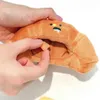 Dog Toys Tuggar dolda mat sniffande leksak tissig hund leksak interaktiv plysch leksak hund tugga leksak husdjur leksaker croissant bröd skrikande ljud plysch leksaker