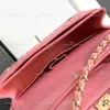 Klassisk handväska 25 cm designer väska handväska hög kvalitet 10a spegel kvalitet lammskinn kors kroppsdesigner väskor lyx axelväska kvinnor med låda c177