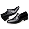 Zapatos de vestir para hombre PU Cuero Moda Hombres Vestido de negocios Mocasines Zapatos negros puntiagudos Oxford Zapatos de boda formales puntiagudos transpirables 240103