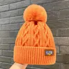 Chapéu de lã quente e de pelúcia de inverno de designer de moda, versão coreana de chapéu frio, elegante e minimalista, rosto pequeno, cabeça grande, chapéu feminino de malha