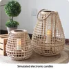 Lâmpadas de chão Rattan Lâmpada de vento com pernas criativa castiçal pátio decoração lanterna rádio luzes de pé